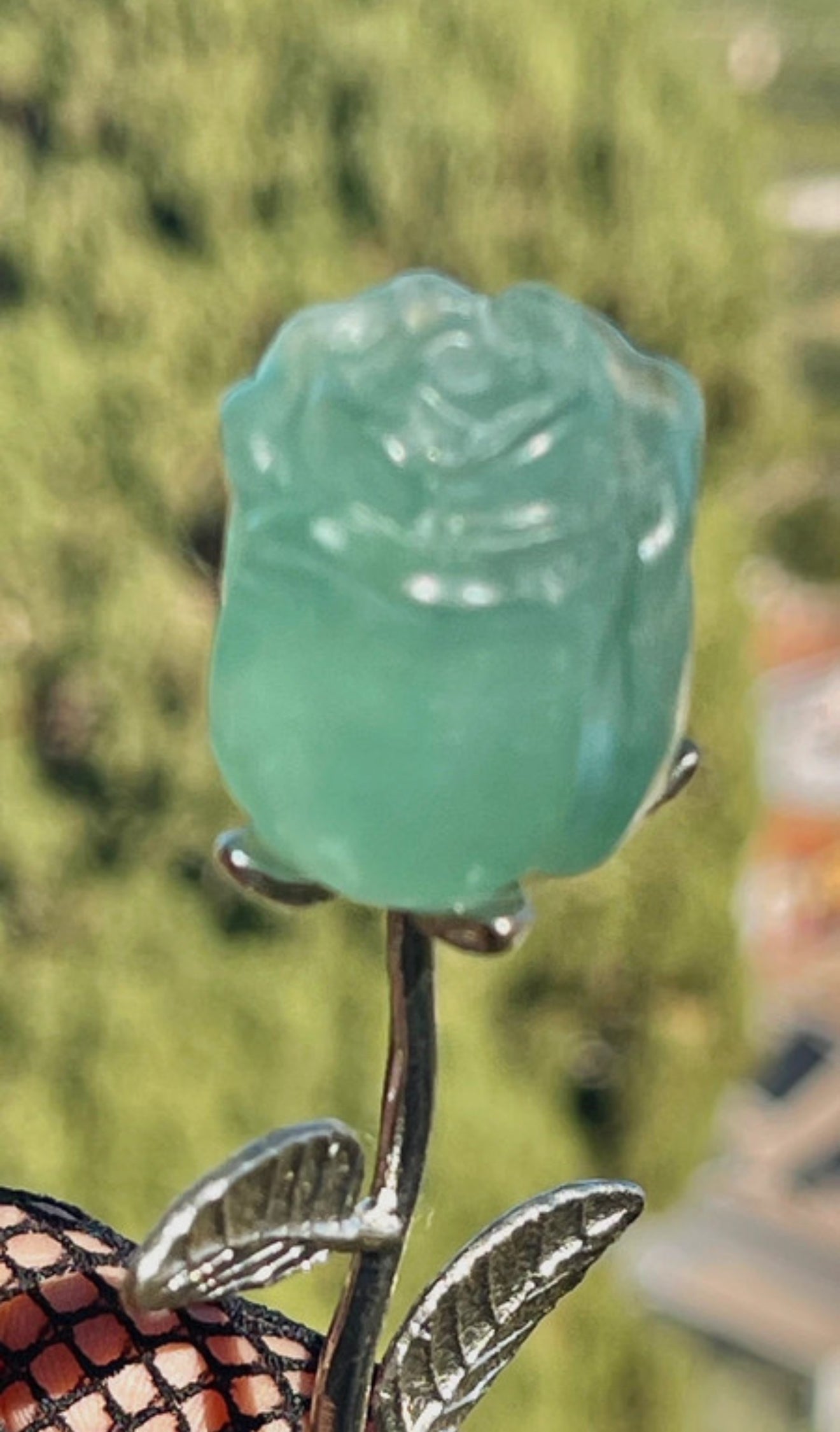 Rosa tallada en Mineral Natural de Fluorita