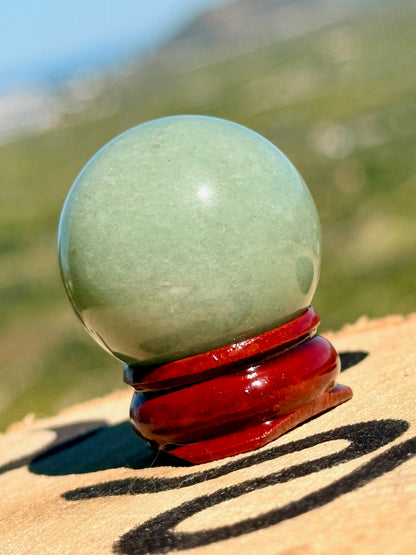 💚 Esfera de Aventurina Natural // Piedra de la Prosperidad y la Suerte