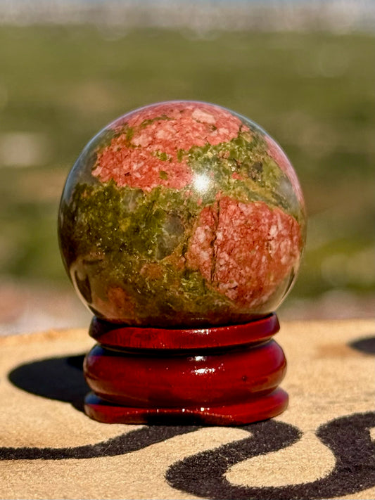 🌿 Esfera de Unakita Natural Pulida // Equilibrio Emocional, Amor Propio y Crecimiento Personal
