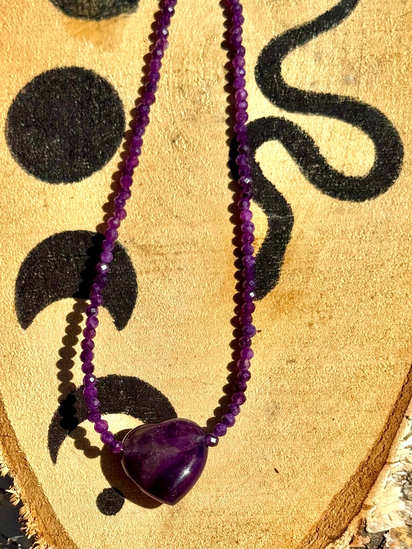 Collar de Amatista Natural -  Corazón - Piedra de la Intuición y la Calma