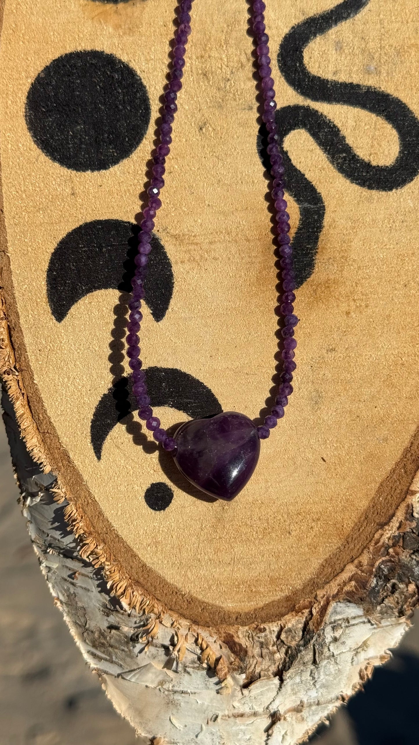 Collar de Amatista Natural -  Corazón - Piedra de la Intuición y la Calma