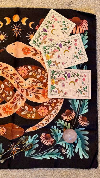 Tapete de Altar para Lectura de Tarot // Serpientes Infinito