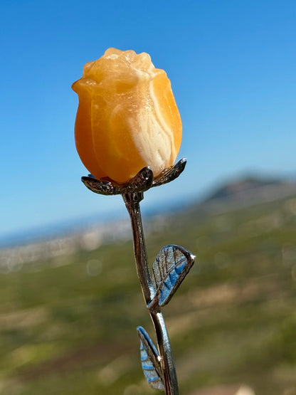 Rosa tallada en Mineral de Calcita Amarilla