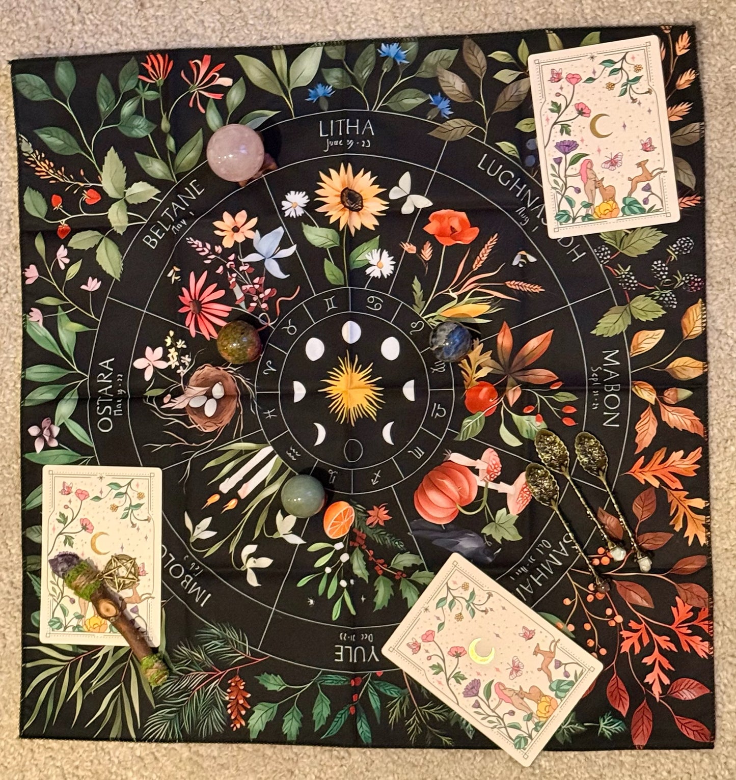 Tapete de Altar para Lectura de Tarot // Festividades Paganas