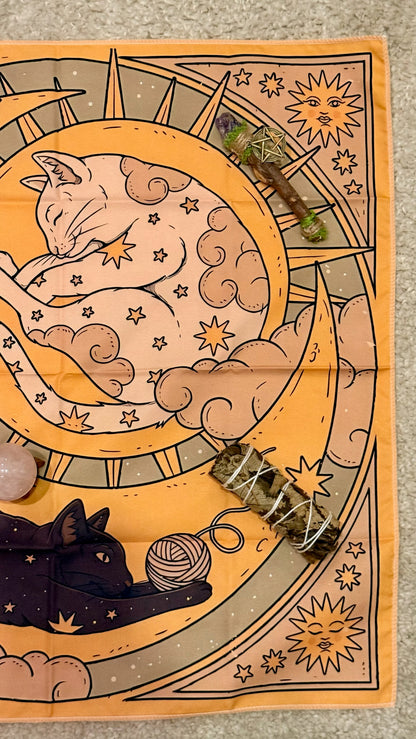 Tapete de Altar para Lectura de Tarot // Gato Negro (Luna) - Gato Blanco (Sol)