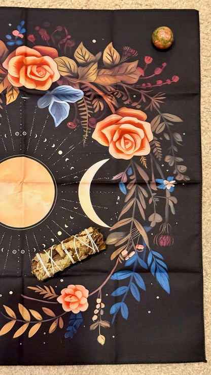 Tapete de Altar para Lectura de Tarot // Triple Luna - Flores