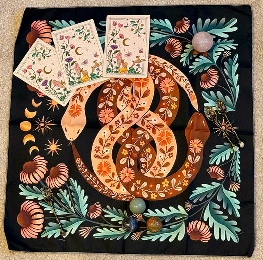 Tapete de Altar para Lectura de Tarot // Serpientes Infinito