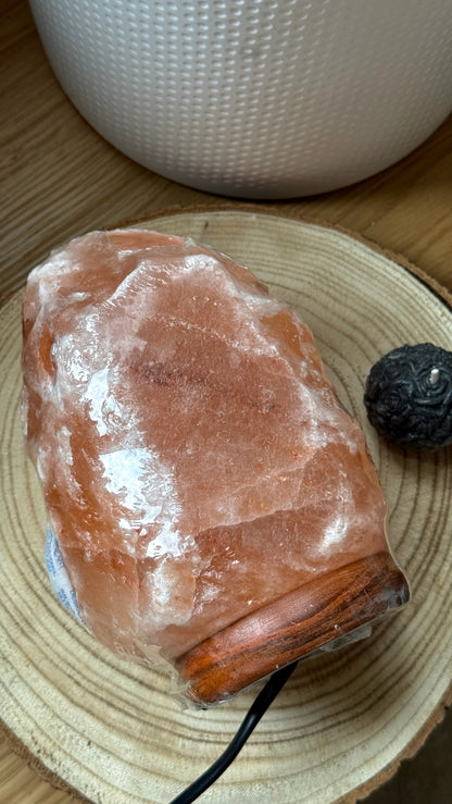 🪔 Lámpara de Sal Rosa de Himalaya (Pakistán) - 2/3 Kg