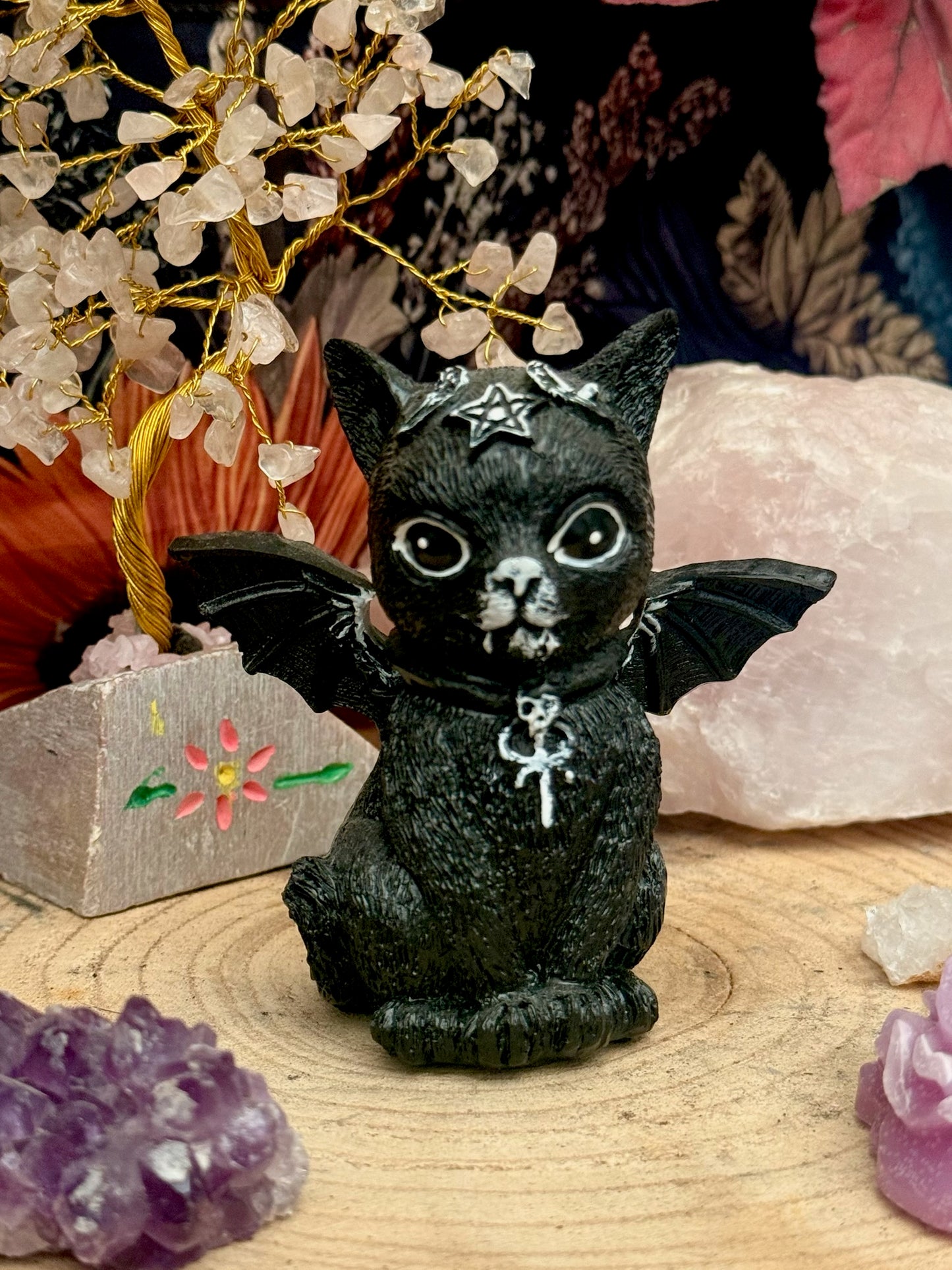 Figura Mística- Gato Negro - Alas de Murciélago