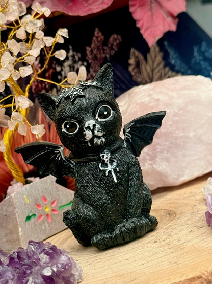 Figura Mística- Gato Negro - Alas de Murciélago