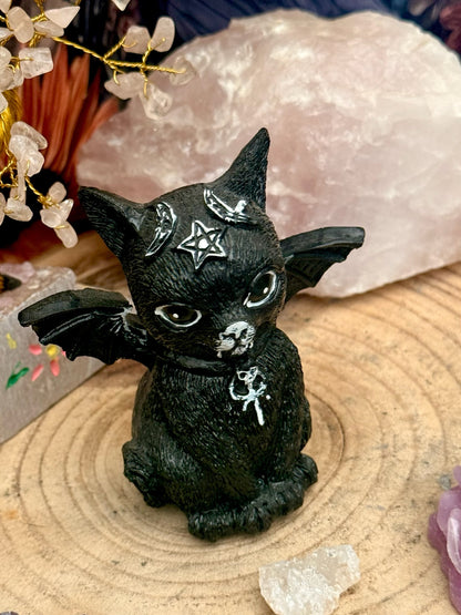 Figura Mística- Gato Negro - Alas de Murciélago