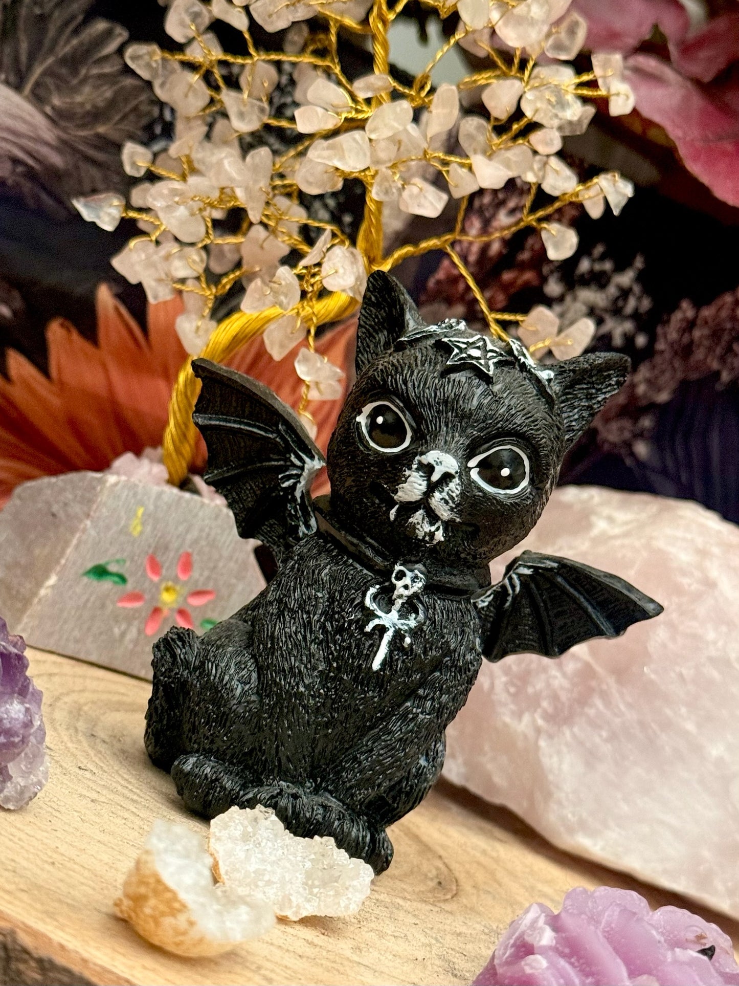 Figura Mística- Gato Negro - Alas de Murciélago