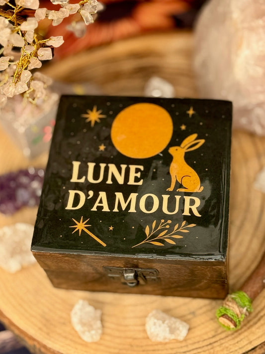 Caja de Madera Esmaltada // Luna de Amor