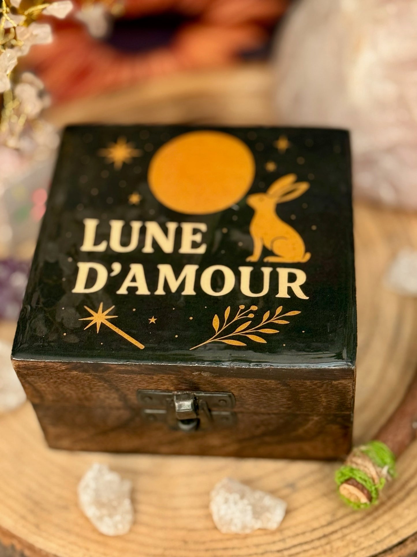 Caja de Madera Esmaltada // Luna de Amor